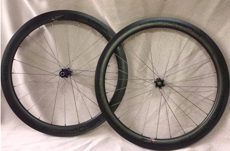 ��J�٥�ȥ��ݡ������ϥ֡�700c DISC�֥졼�� 28H���