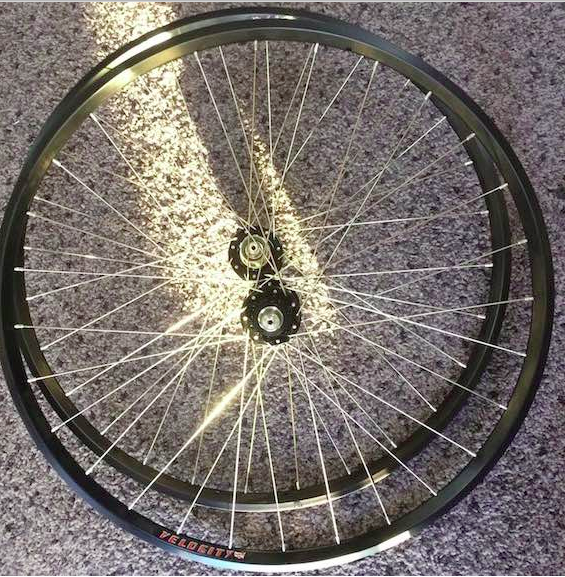 ��J�٥�ȥ��ݡ������ϥ֡�700c DISC�֥졼�� 28H���