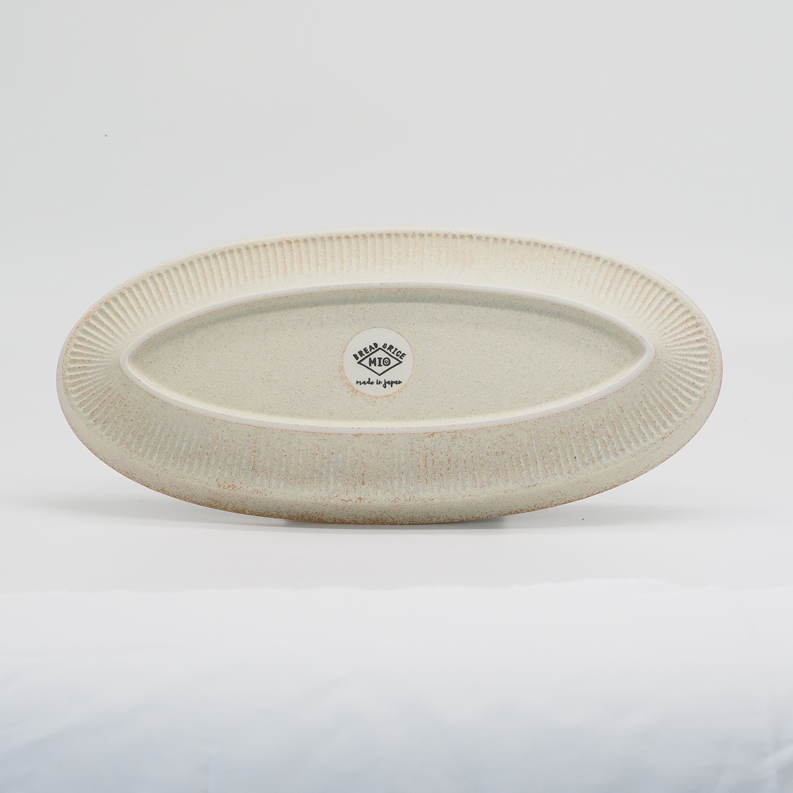 【パンとごはんと...】盛りやすい器 - 長皿 - オーバルプレート Ｌ [日本製/美濃焼/管理栄養士/菱沼未央/お店/M068]