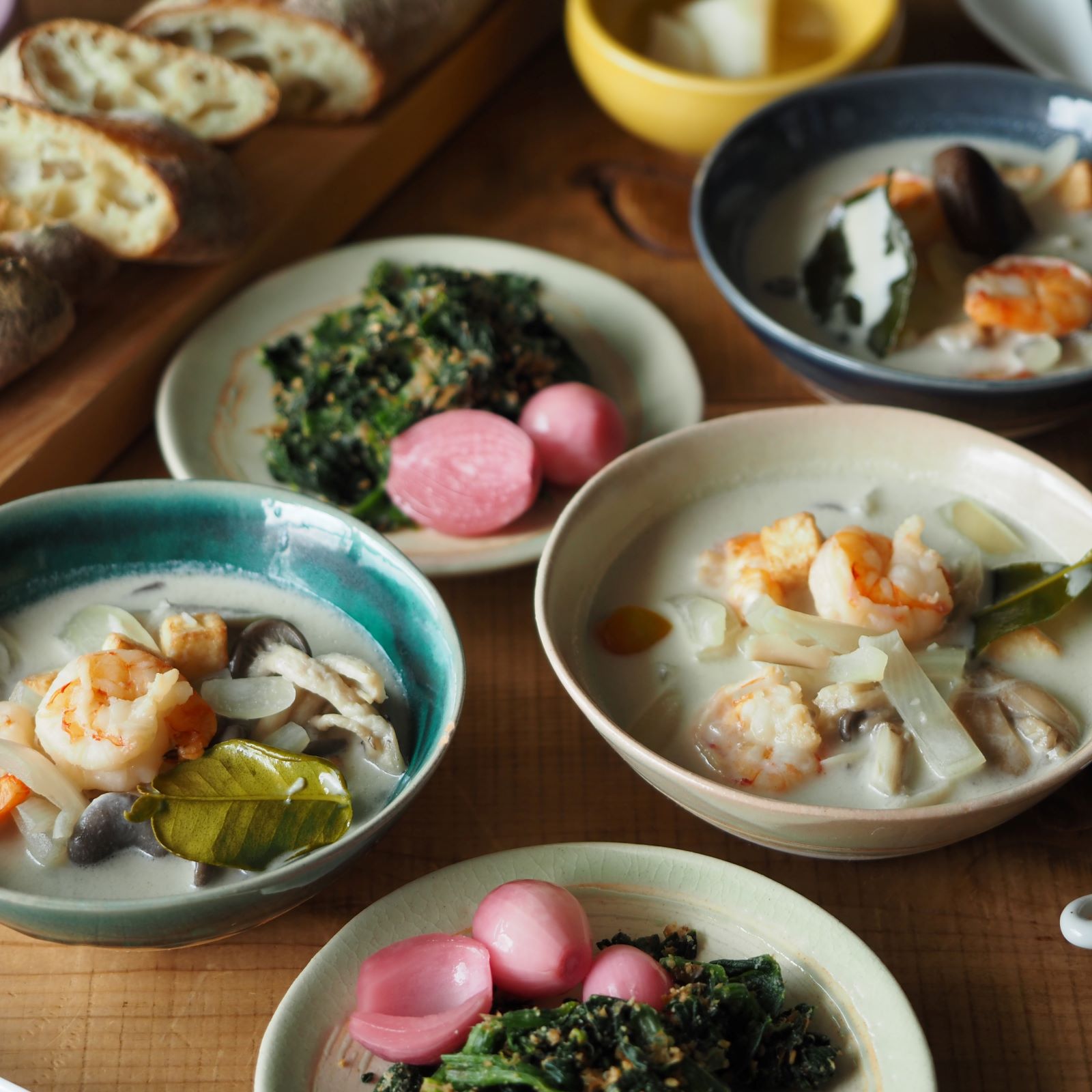 パンとごはんと】艶釉の器 ボウルM [日本製/美濃焼/菱沼未央/公式