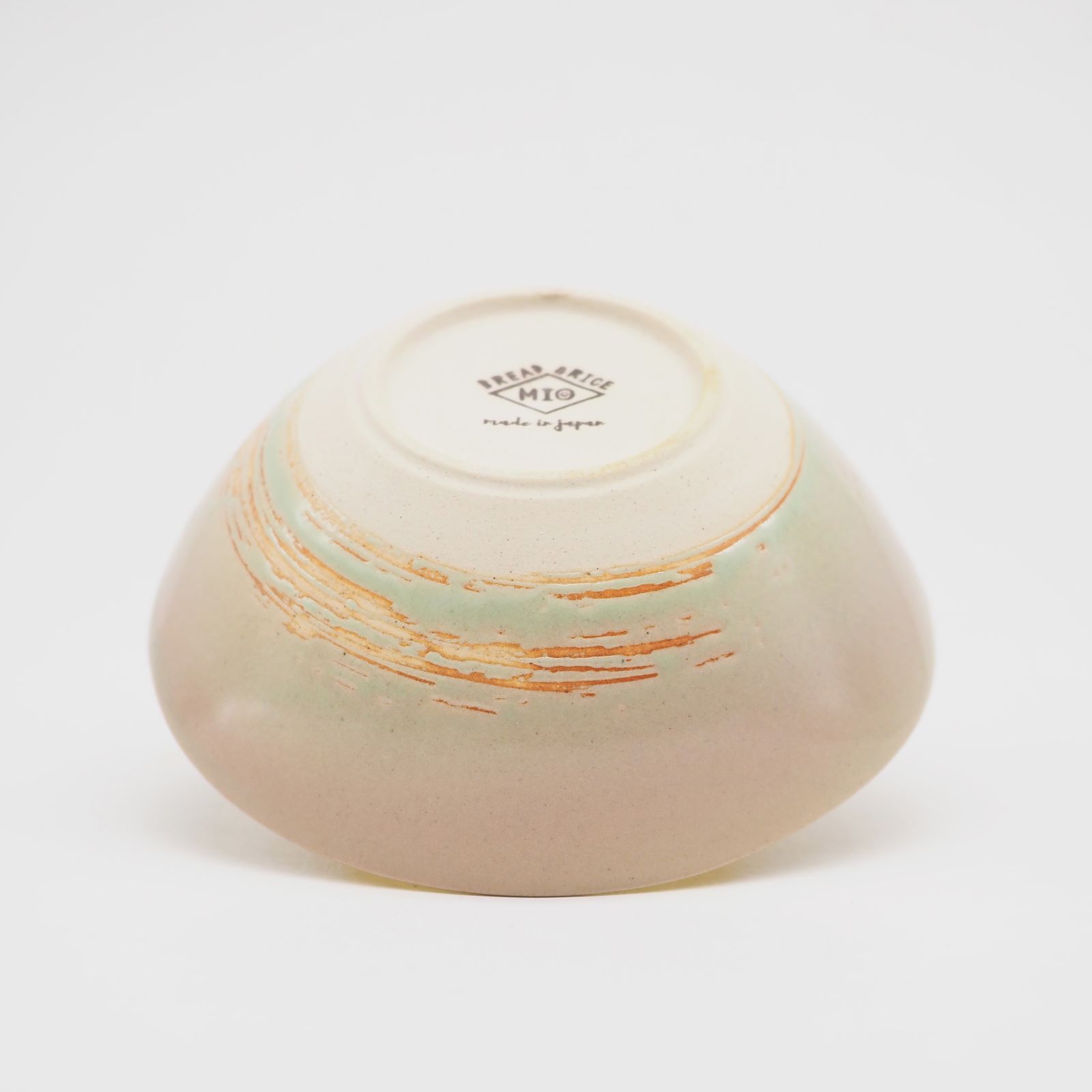 【パンとごはんと...】艶釉の器 ボウルM [日本製/美濃焼/菱沼未央/公式ショップ/お店/M012]