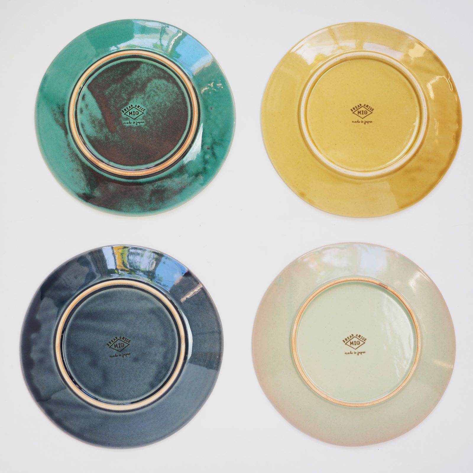 【パンとごはんと...】艶釉の器 プレート M [日本製/美濃焼/菱沼未央/公式ショップ/お店/M038]