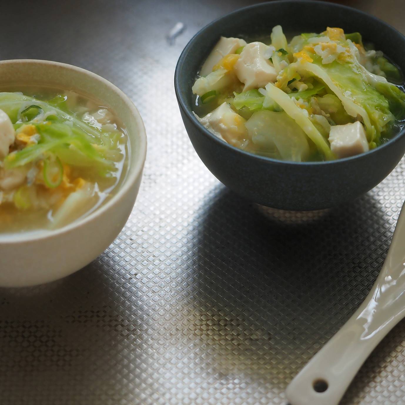 【パンとごはんと...】小さなお茶碗  M size （ちいさなお茶碗） [日本製/美濃焼/菱沼未央/公式ショップ/お店/M058]
