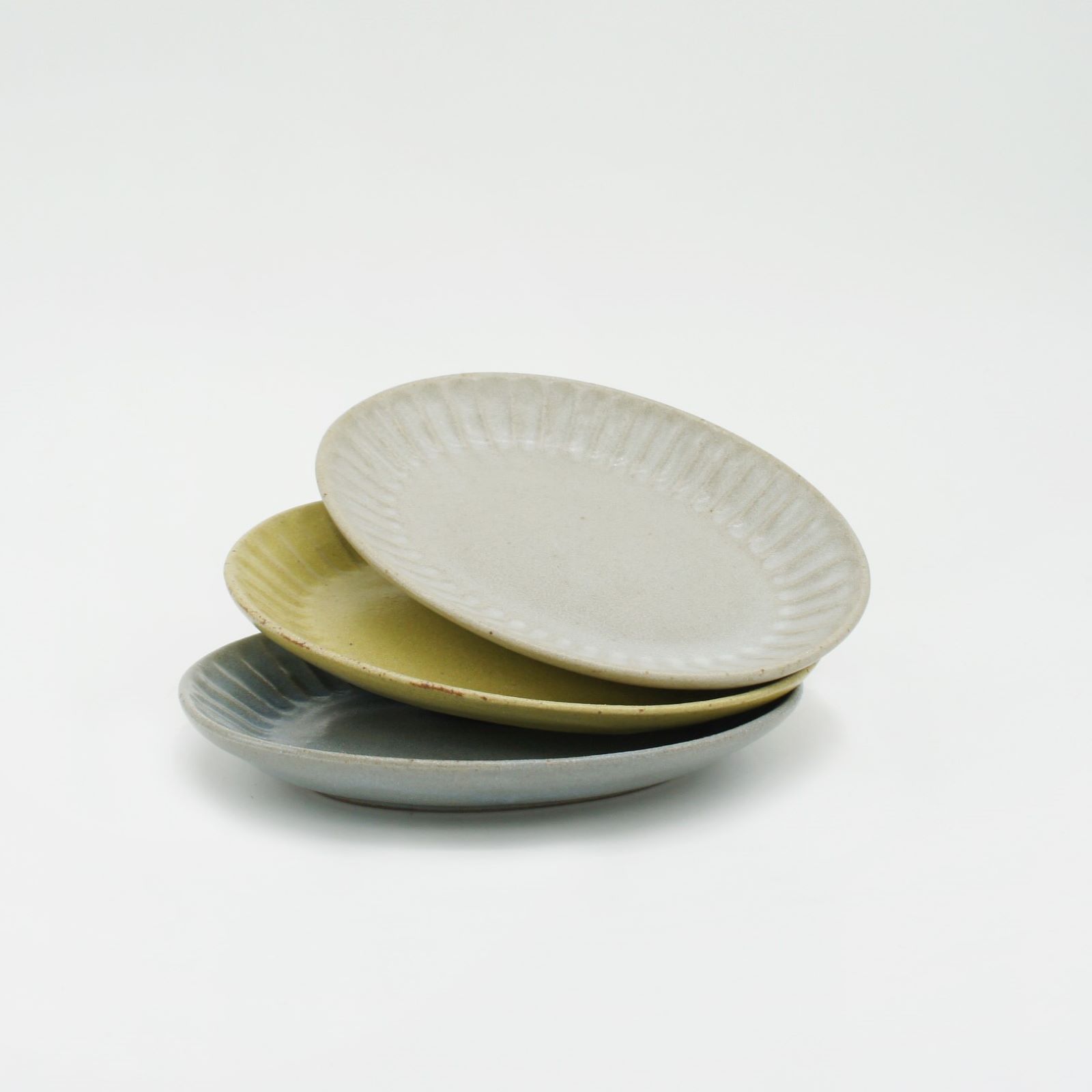 【パンとごはんと...】ひらひらの器 オーバルミニプレート  [日本製/美濃焼/菱沼未央/公式ショップ/お店/M040]