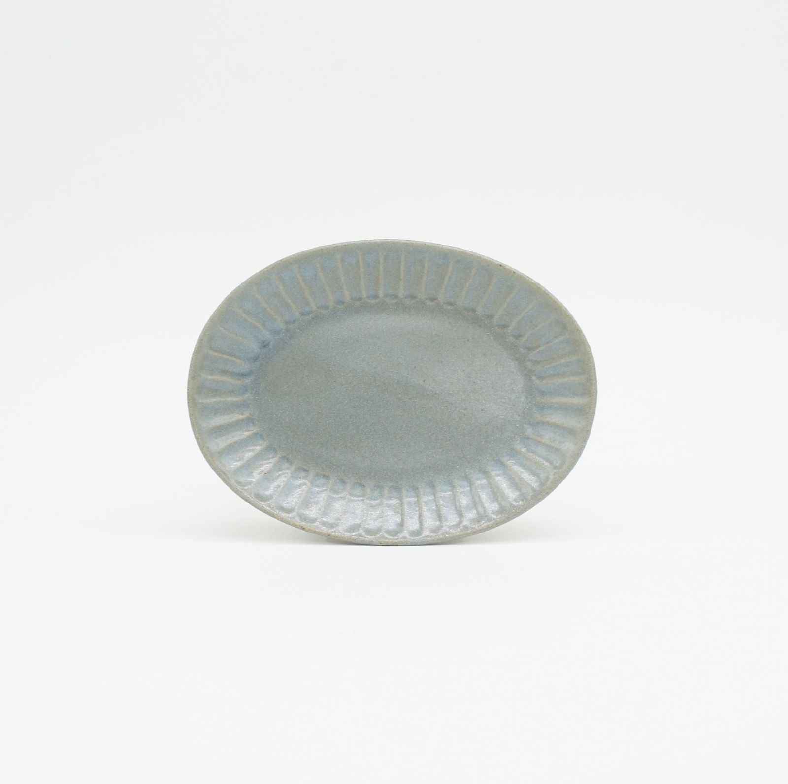 【パンとごはんと...】ひらひらの器 オーバルミニプレート  [日本製/美濃焼/菱沼未央/公式ショップ/お店/M040]