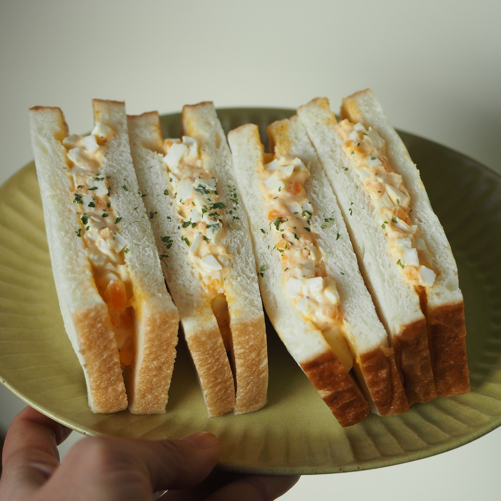 【パンとごはんと...】ひらひらの器 オーバルプレートM [日本製/美濃焼/菱沼未央/公式ショップ/お店/M039