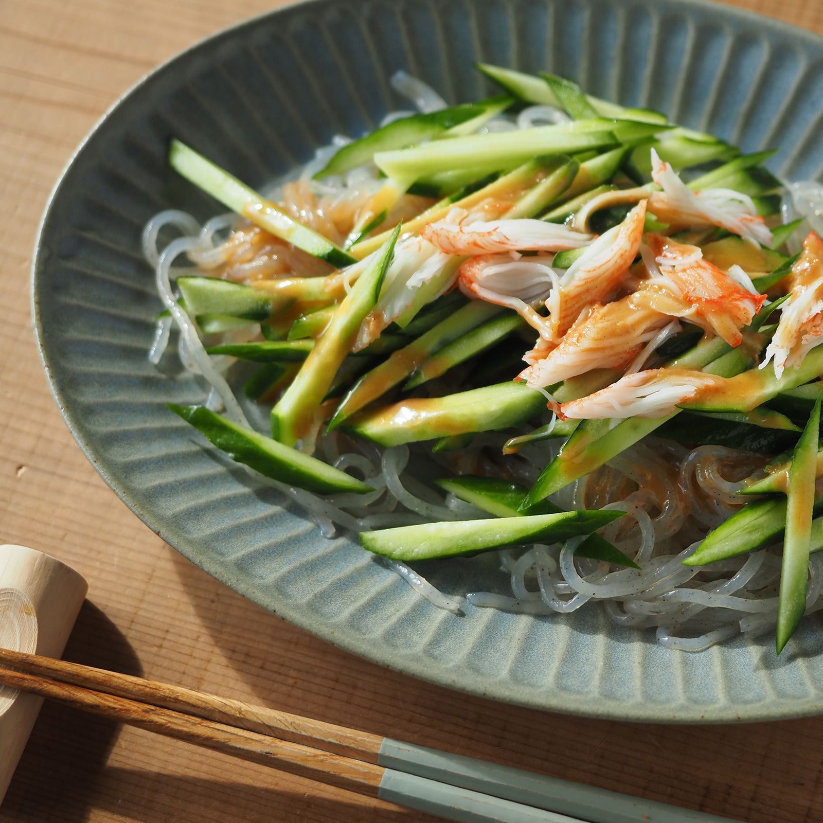 パンとごはんと】ひらひらの器 オーバルプレートM [日本製/美濃焼