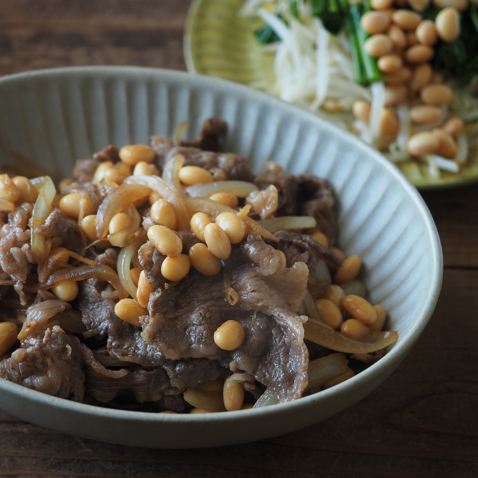 パンとごはんと】ひらひらの器 オーバルボウル [日本製/美濃焼/菱沼