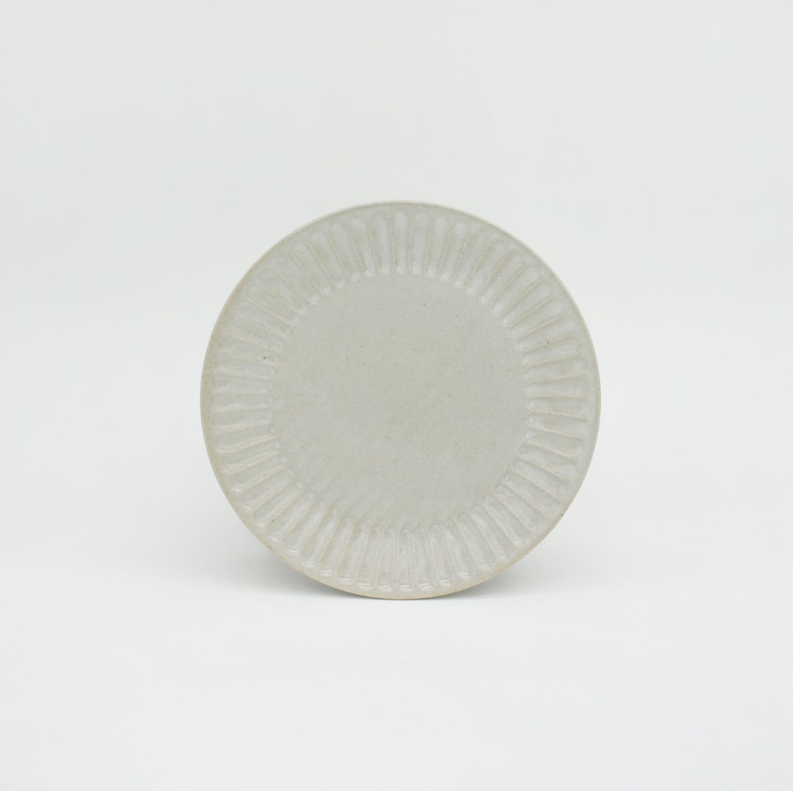 【パンとごはんと...】ひらひらの器 ラウンドプレート S  [日本製/美濃焼/菱沼未央/公式ショップ/お店/M042]