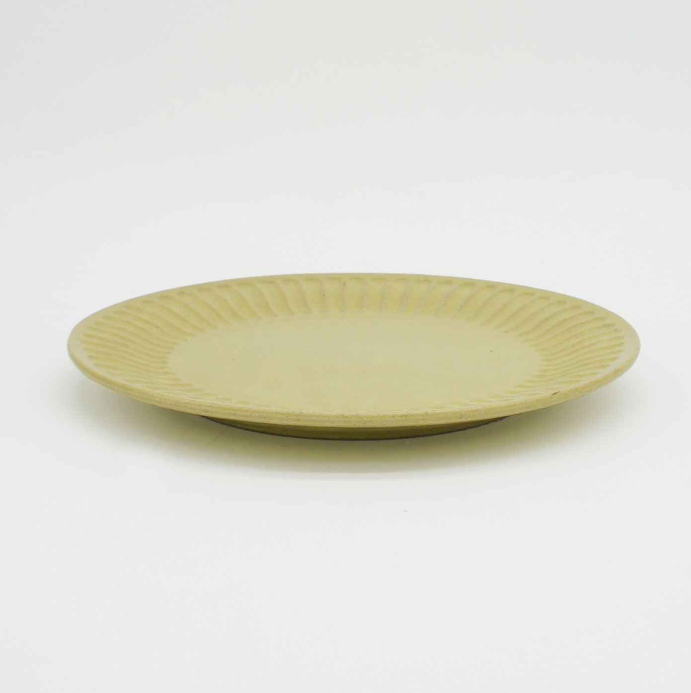 【パンとごはんと...】ひらひらの器 ラウンドプレート M  [日本製/美濃焼/菱沼未央/公式ショップ/お店/M043]