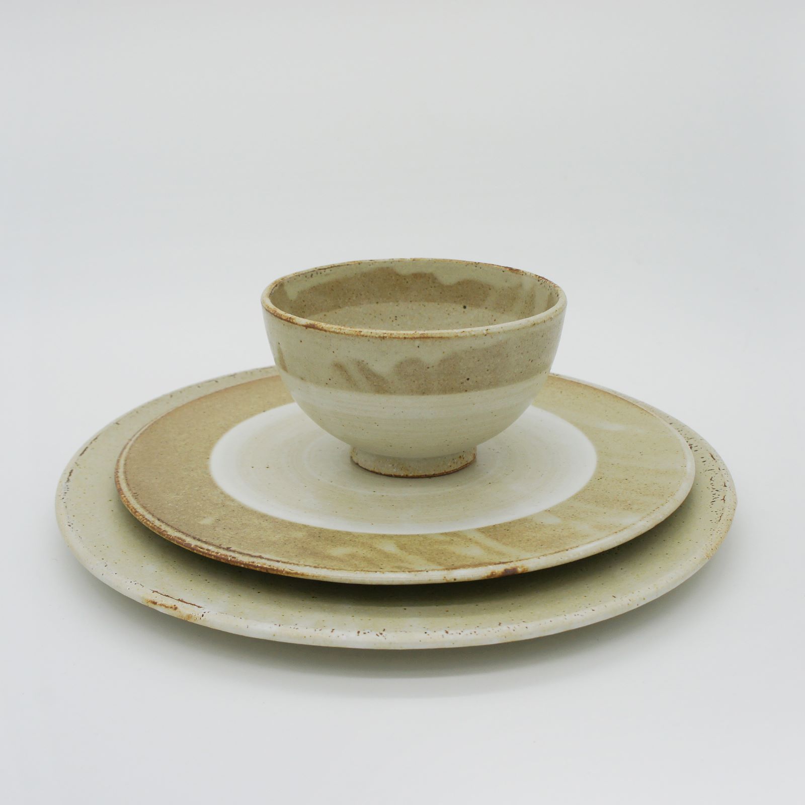 【パンとごはんと...】まるい縁取りの陶器 プレートL [日本製/美濃焼/菱沼未央/公式ショップ/お店/M003]