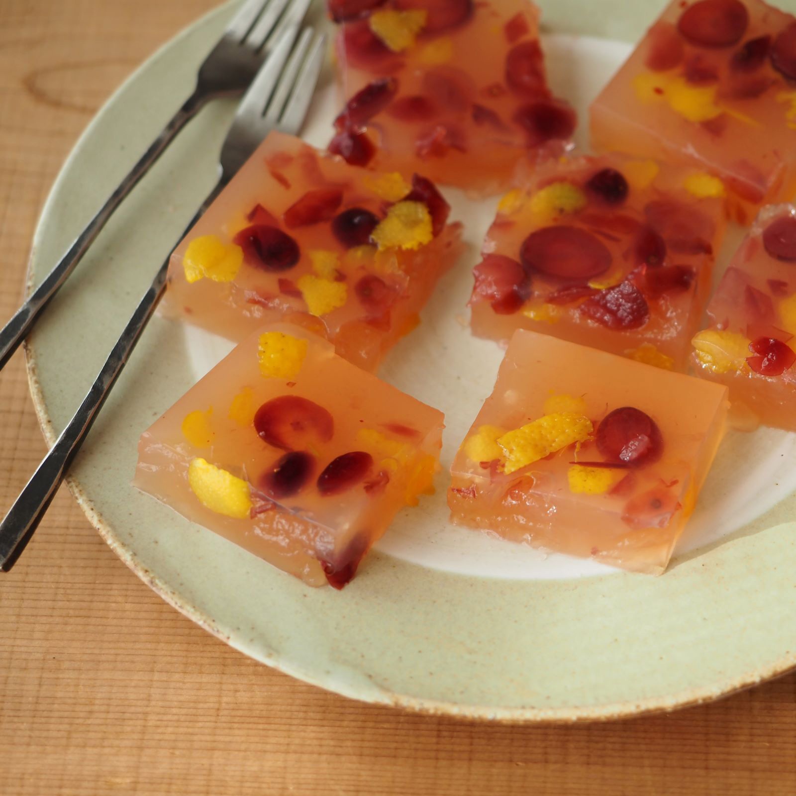 パンとごはんと】まるい縁取りの陶器 プレートM [日本製/美濃