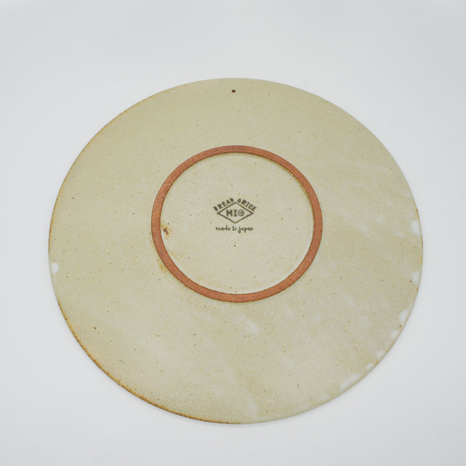 Bread and Rice (パンとごはんと...)まるい縁取りのプレート パンとごはんと】まるい縁取りの陶器 プレートM [日本製/美濃
