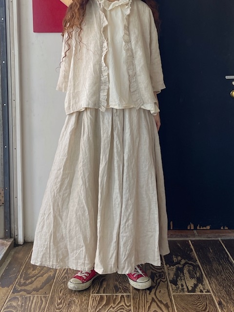 リネンフリル白mikumiku様 リネンフリルブラウス a+koloni | TUNIC&SHIRT | | CHAHORU