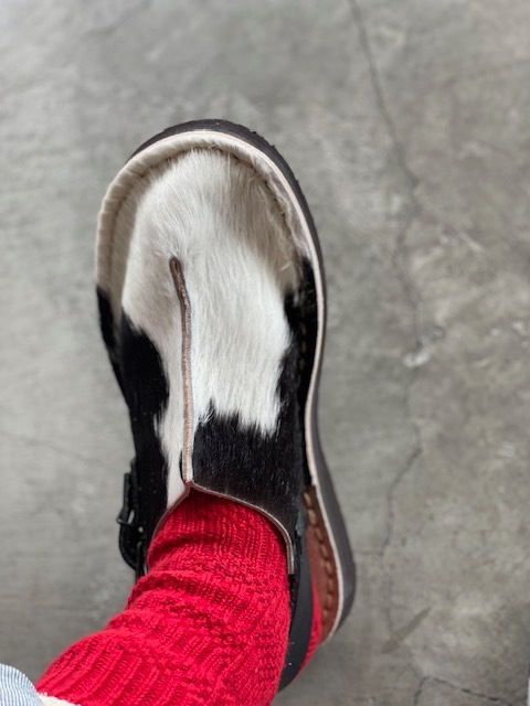 ヘアーカーフセンターシームサンダル LA BAUME | OTHERS | | CHAHORU