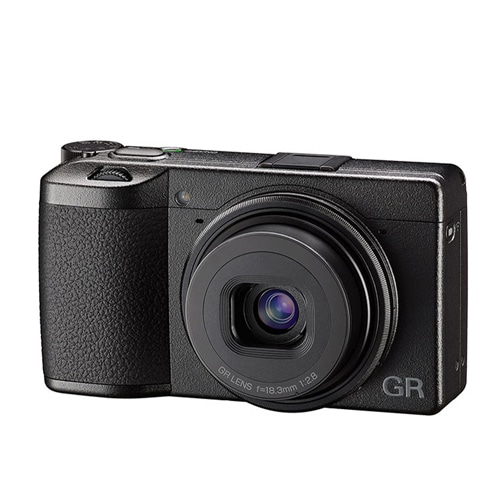 RICOH GR III