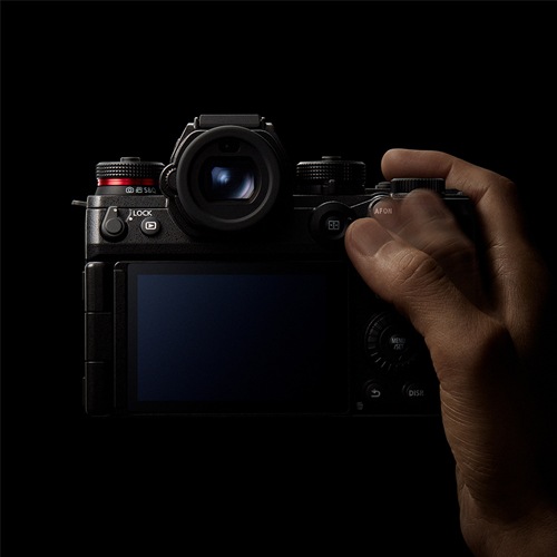 LUMIX DC-S1M2 ボディ