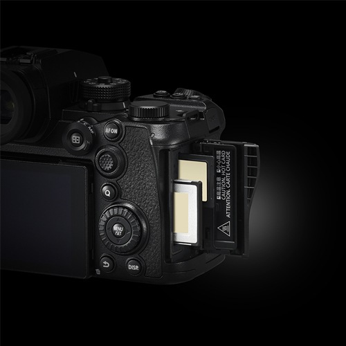 LUMIX DC-S1M2 ボディ