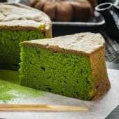 【しっとり仕立ての抹茶満月】