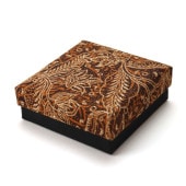 BOX SET (Batik brown)ñʤǤιԲġ󥰤Ȱˤ