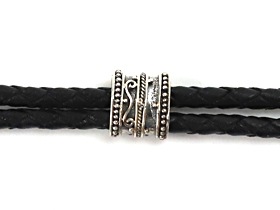 �쥶���֥쥹��åȡ�̤���BLACK��SILVER925��22.5cm�ˡ��ԥ᡼�����б��ġ�