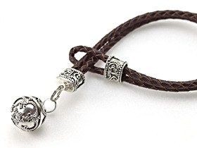 �쥶���֥쥹��åȡ�̤���BROWN��SILVER925��22.5cm�ˡ��ԥ᡼�����б��ġ�
