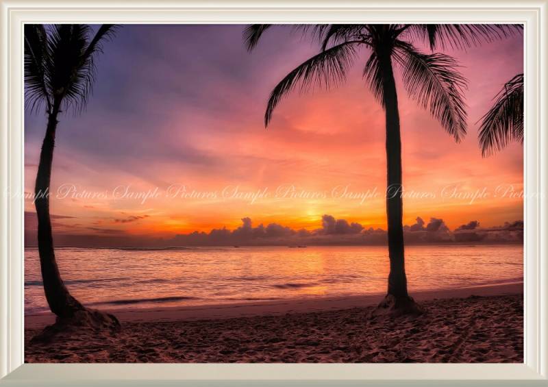 海と女性の油彩画　装飾フレーム付き 75x51.5cm 絵画風 壁紙ポスター（はがせるシール式） 『キャラクロ』 の