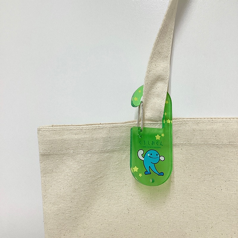 くろしおくんアクリルカラビナ