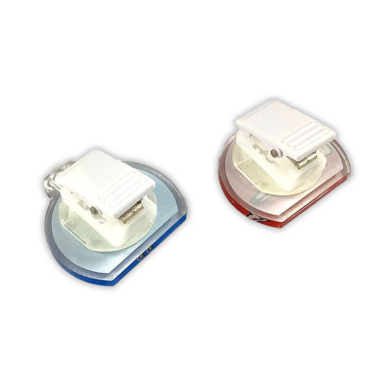 ヴィクトワール・シュヴァルブラン・村男三世アクリルクリップ