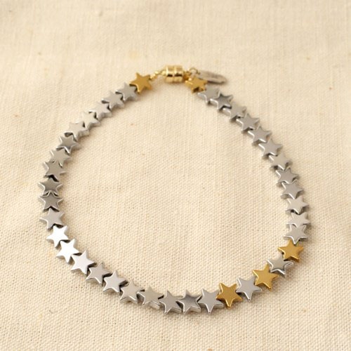 スノーマン目黒蓮さん着用モデル HEMATITE STAR BRACELET SILVER の