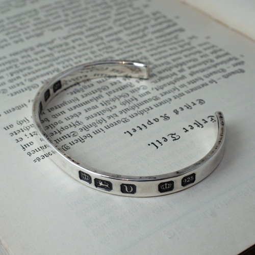 Vantique HALLMARK BRACELET