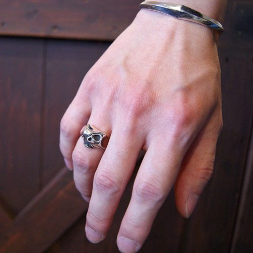 JIM SKULL RING EYEPATCH