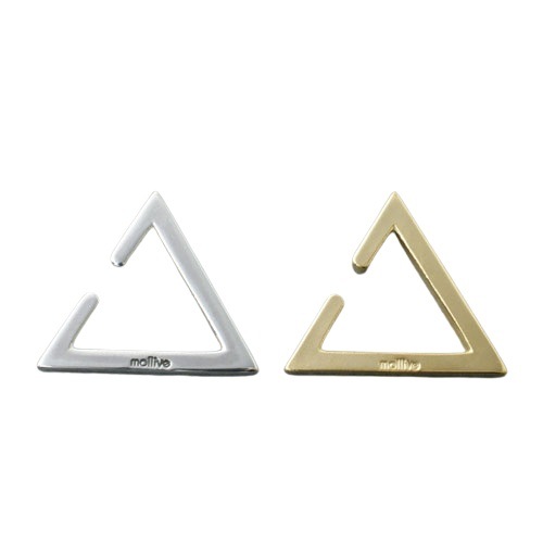 TRIANGLE EAR CUFF