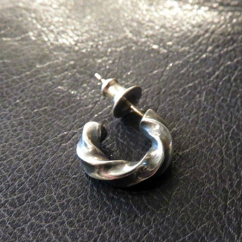 ��ͥ���˷��ʤ������ѥ�ǥ� HEAVY TWIST PIERCE