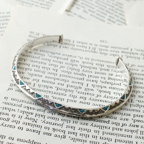 GARDEN OF EDEN TRIANGLE TURQUOISE STAMP BRACELET の販売