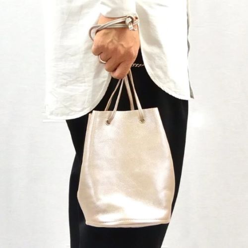 ANNAK���ޥ��������쥶�����奷������2way�Хå�