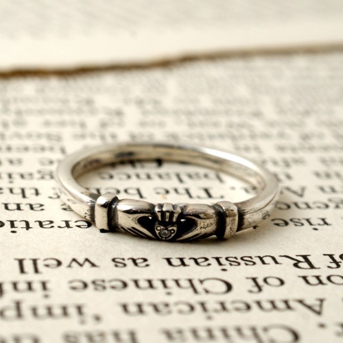 CLADDAGH RING-SILVER CZ
