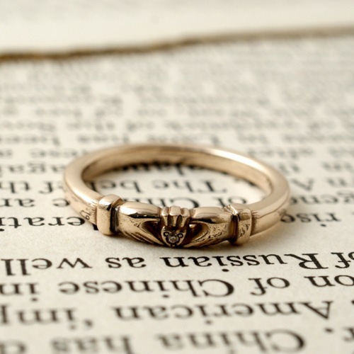 CLADDAGH RING-GOLD CZ