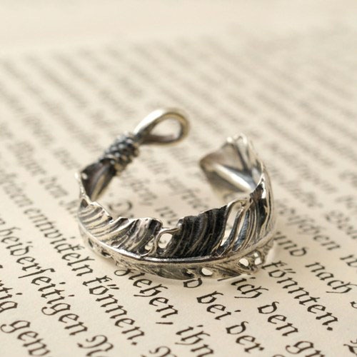 GARDEN OF EDEN Feather Ring S