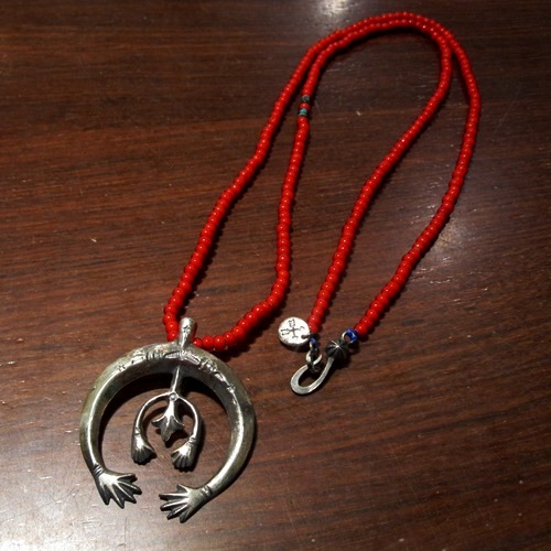 NAJA NATIVE BEADS NECKLACE / WH