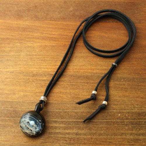 SPACE GLASS COSMICWONDER NECKLACE(宇宙のガラスグラスネックレス) の 