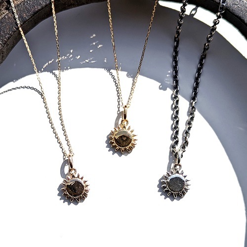 SUN NECKLACE K18