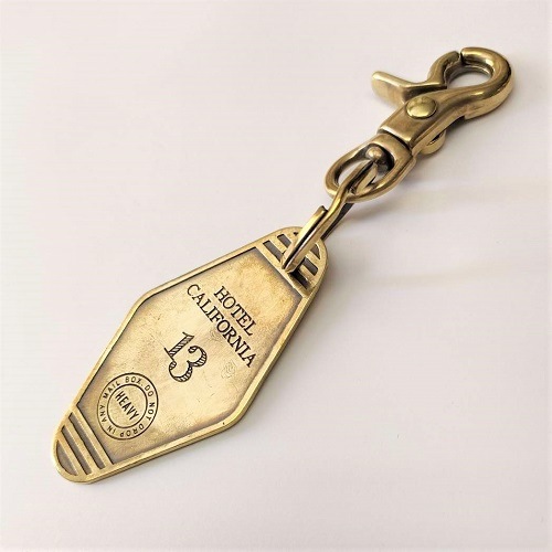 HEAVY MOTEL KEY HOLDER