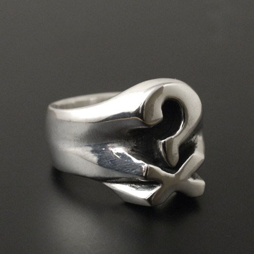 JOHNNY DEPP QUESTION RING