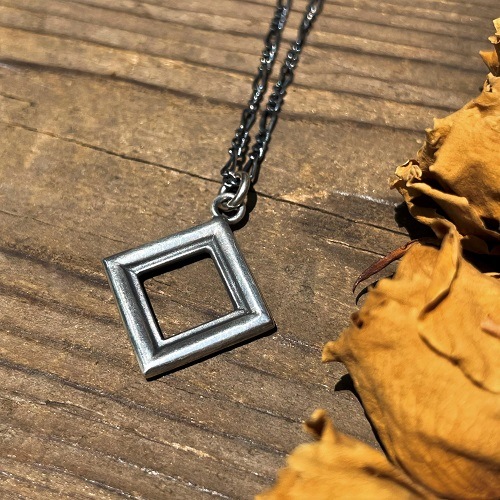 BLANK FRAME NECKLACE SILVER925