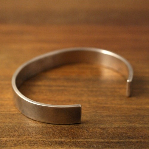 Atease NABAJO STYLE TURQUOISE/ ONYX BRACELET��������MODEL