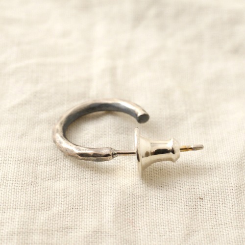 SILVER SIMPLE PIERCE / L