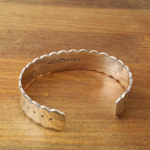 STONE NAVAJO BRACELET / OX