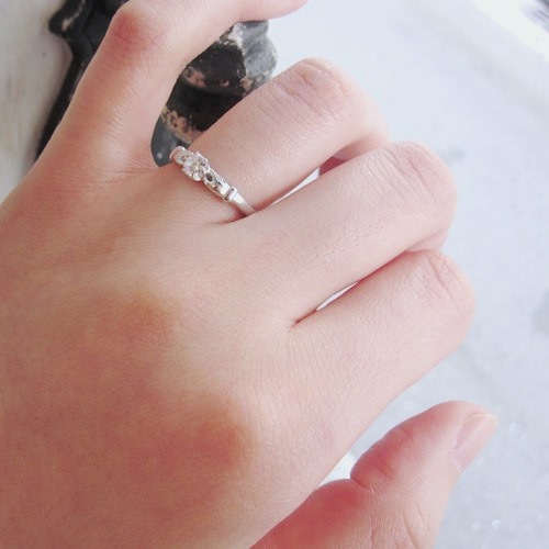 CLADDAGH ENGAGEMENT RING-PT900