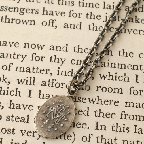 MEDAI SMALL NECKLACE